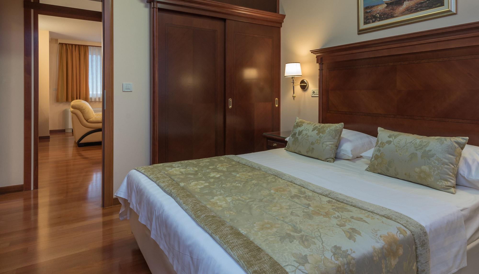 Hotel Trogir Palace Extérieur photo